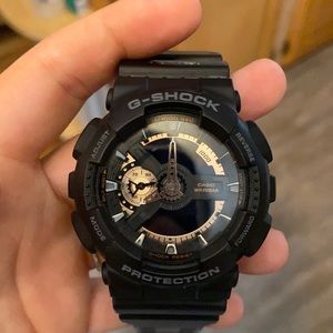 Men’s G Shock Resist watch